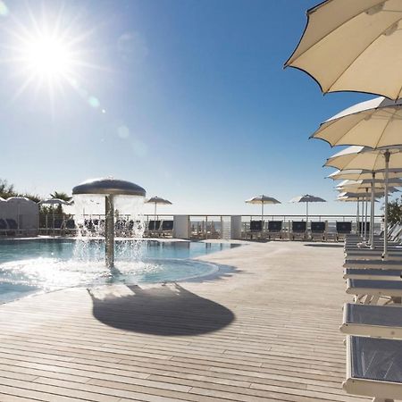 Hotel Cambridge Lido di Jesolo Eksteriør billede