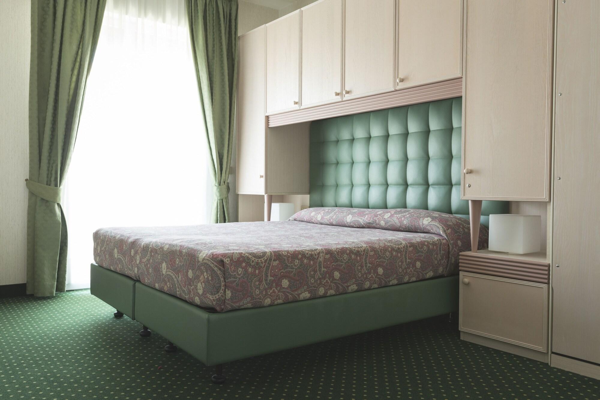 Hotel Cambridge Lido di Jesolo Eksteriør billede