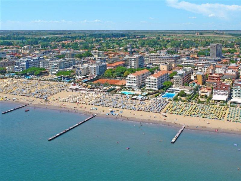 Hotel Cambridge Lido di Jesolo Eksteriør billede