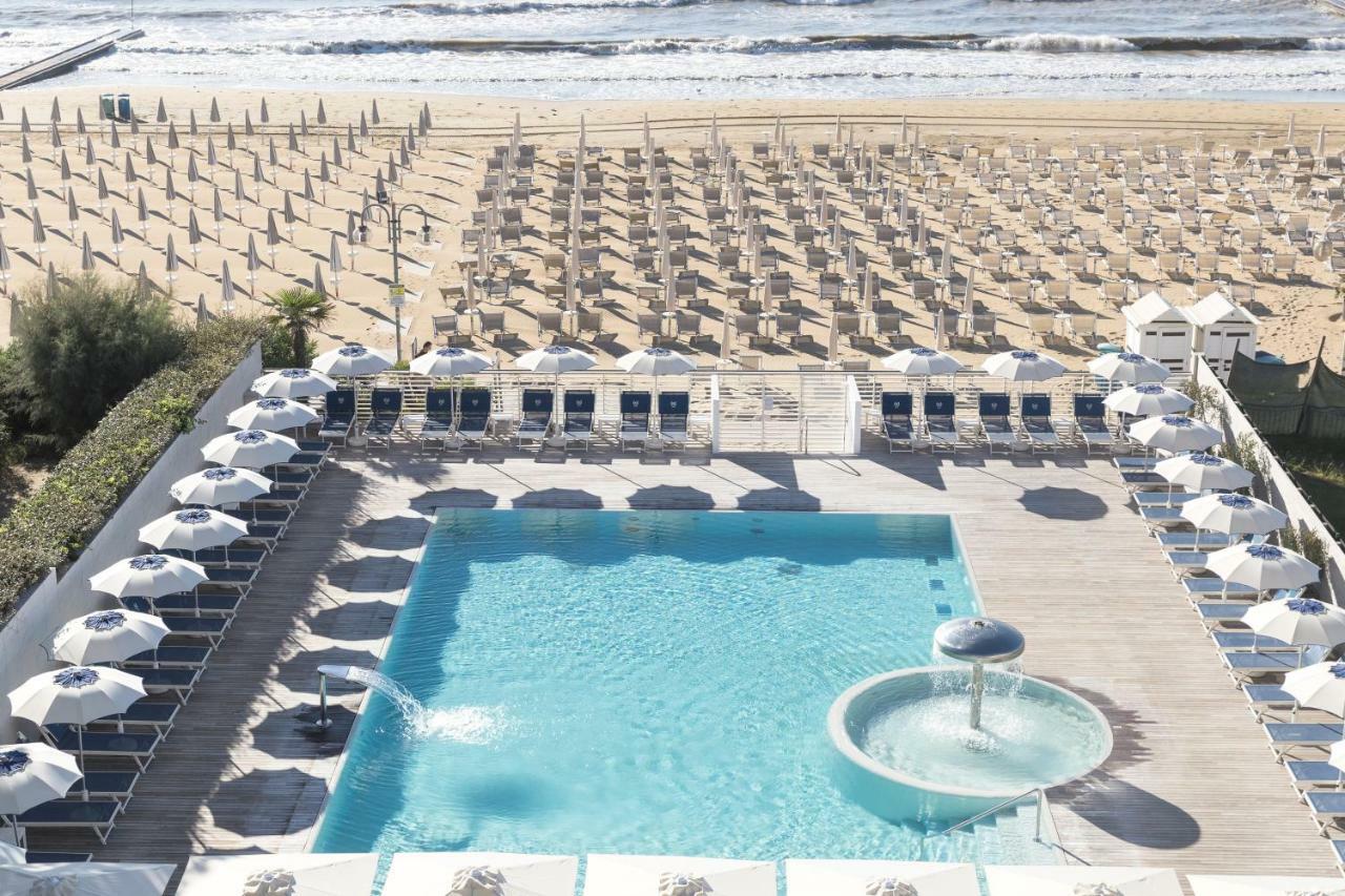 Hotel Cambridge Lido di Jesolo Eksteriør billede